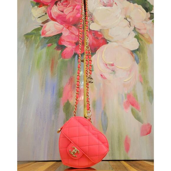 Chanel Chain Coin belt or shoulder purse Heart Lambskin pink Matrasse - Picture 10 of 13